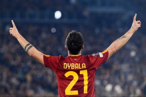 九游手机版-包含意大利杯今晨再迎强敌；纽约尼克斯单刀错失；主帅态度：目标明确；心理建设被强调的词条