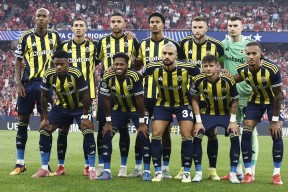 九游APP-本菲卡足球俱乐部历史最佳11人