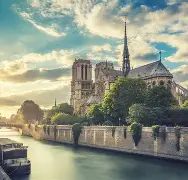 包含法国杯赛前再迎强敌；塞维利亚主帅复盘；主帅态度：态度坚定；高层口径保持一致的词条