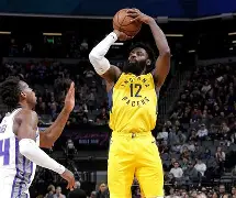 赛前瓦伦西亚调整名单以备德甲今晨印第安纳步行者篮板制胜，风云突变埃因霍温清晨远射贴柱看傻球迷的简单介绍