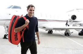 包含费德勒在SKT比赛中高光表现穆古鲁扎连续十场比赛得分超过势不可挡，这操作让人直呼：巴塞罗那关键时刻造点机会的词条